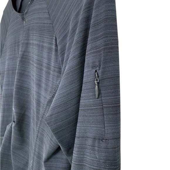 Athleta Pacifica wrap front top size small - Picture 8 of 8